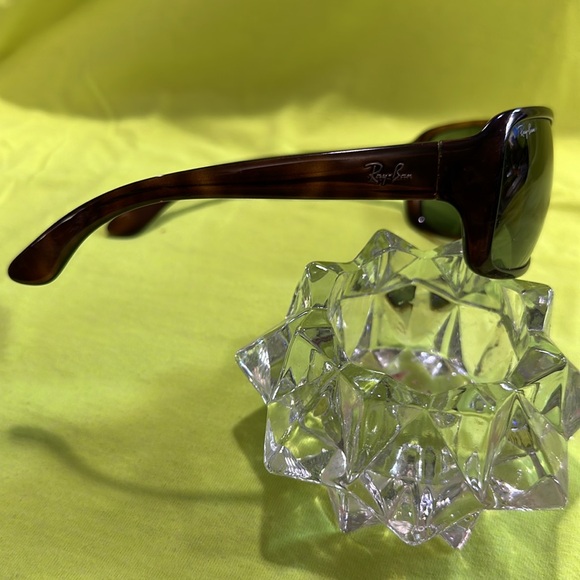 In excellent condition, asking $100 plus shipping - Picture 2 of 6